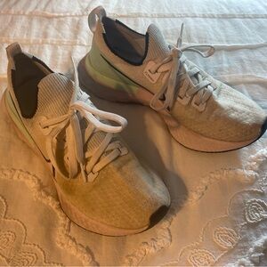 Nike React Infinity Run 1